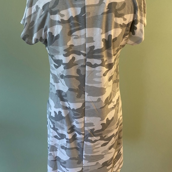 Women’s Camo Dress - size small - Picture 2 of 7